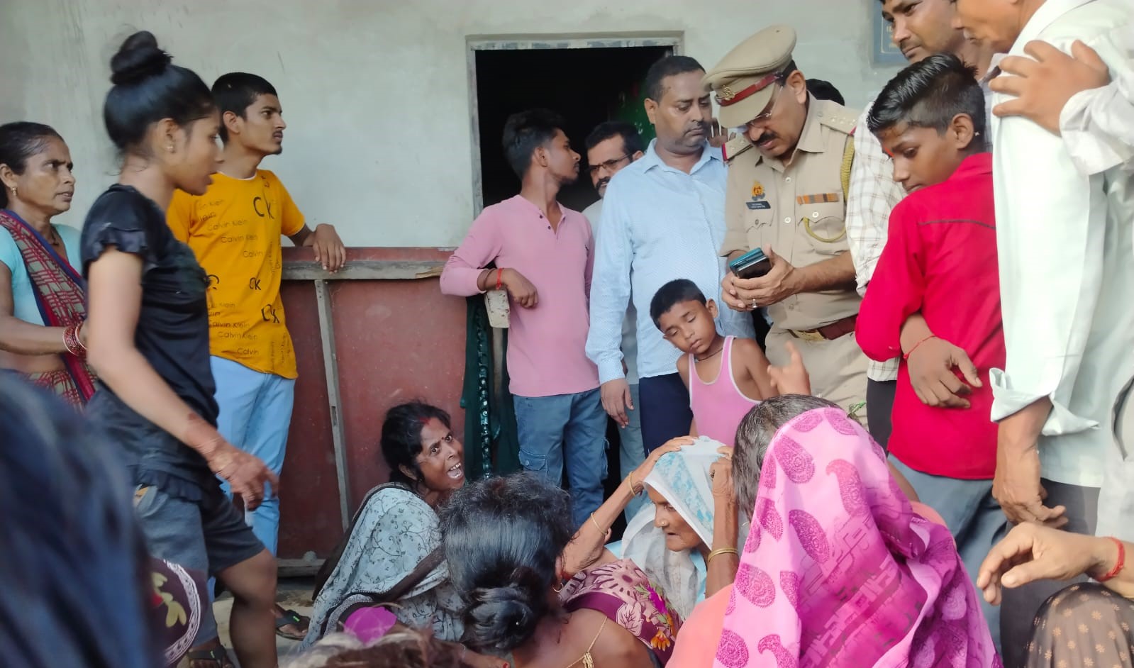 शहजहांपुर में डबल मर्डर : मक्का खरीदने के विवाद में बड़े भाई और भतीजी की गोली मारकर हत्या