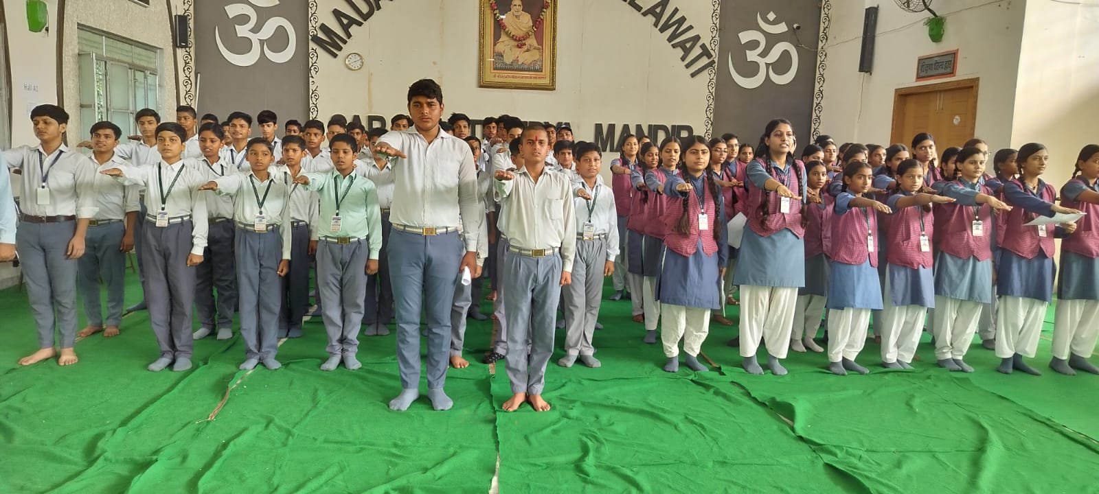 नवनिर्वाचित छात्र संसद ने ली शपथ