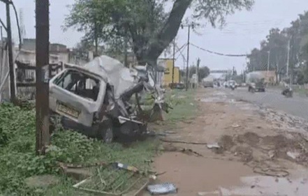 अलीगढ़ में दर्दनाक हादसा... पीलीभीत के चार मजदूरों समेत पांच की मौत