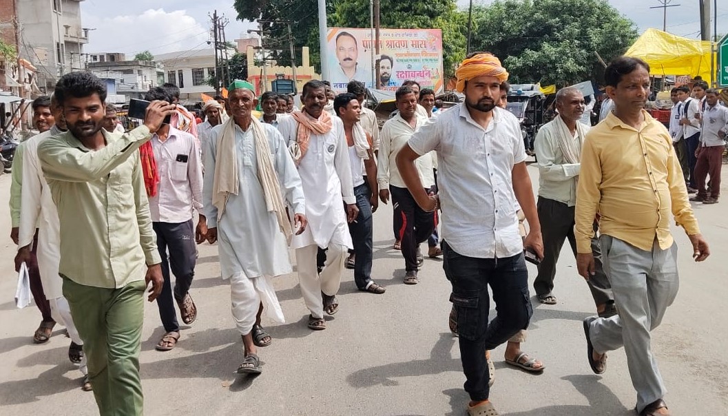 सौहार्द बिगाड़ने के लिए गोवंश को दफनाकर बनवा रहे धर्मस्थल