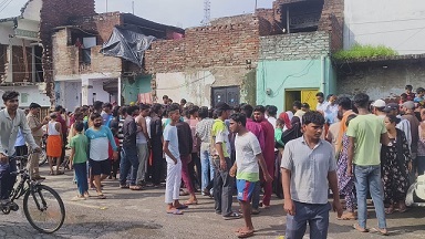 शाहजहांपुर में खौफनाक वारदात... पहले पति की ईंट से सिर कुचलकर की हत्या फिर हाथों से भेजा निकालकर फेंका