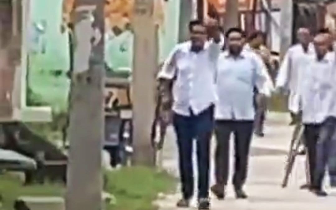 Kasganj : मकान निर्माण के विवाद में दो पक्षों में जमकर चली गोलियां, लोगों में फैली दहशत