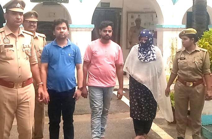 Moradabad News : आस्पताल में नाइट ड्यूटी कर रही नर्स को कमरे में बंधक बनाकर डॉक्टर ने किया दुष्कर्म