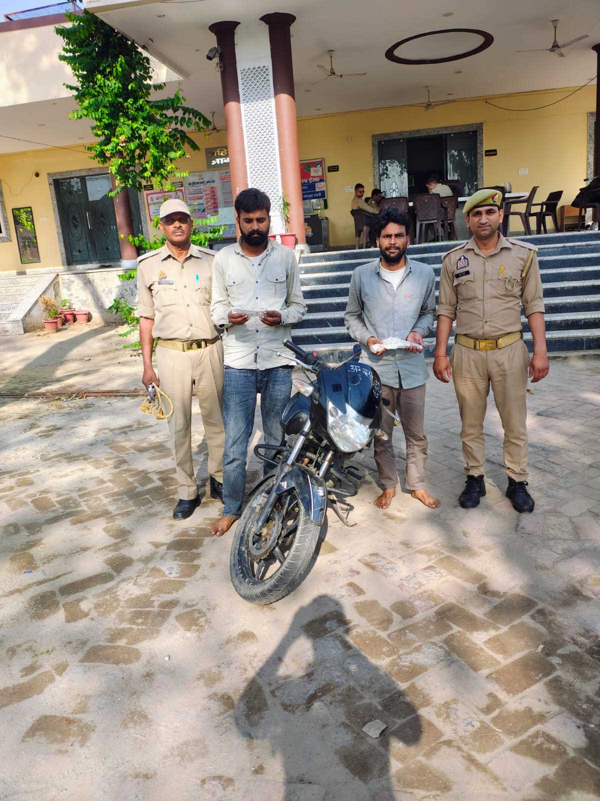 Bareilly: लूट करने आए थे रामपुर और ऊधमसिंह नगर के बदमाश, बारादरी पुलिस ने दबोच लिए