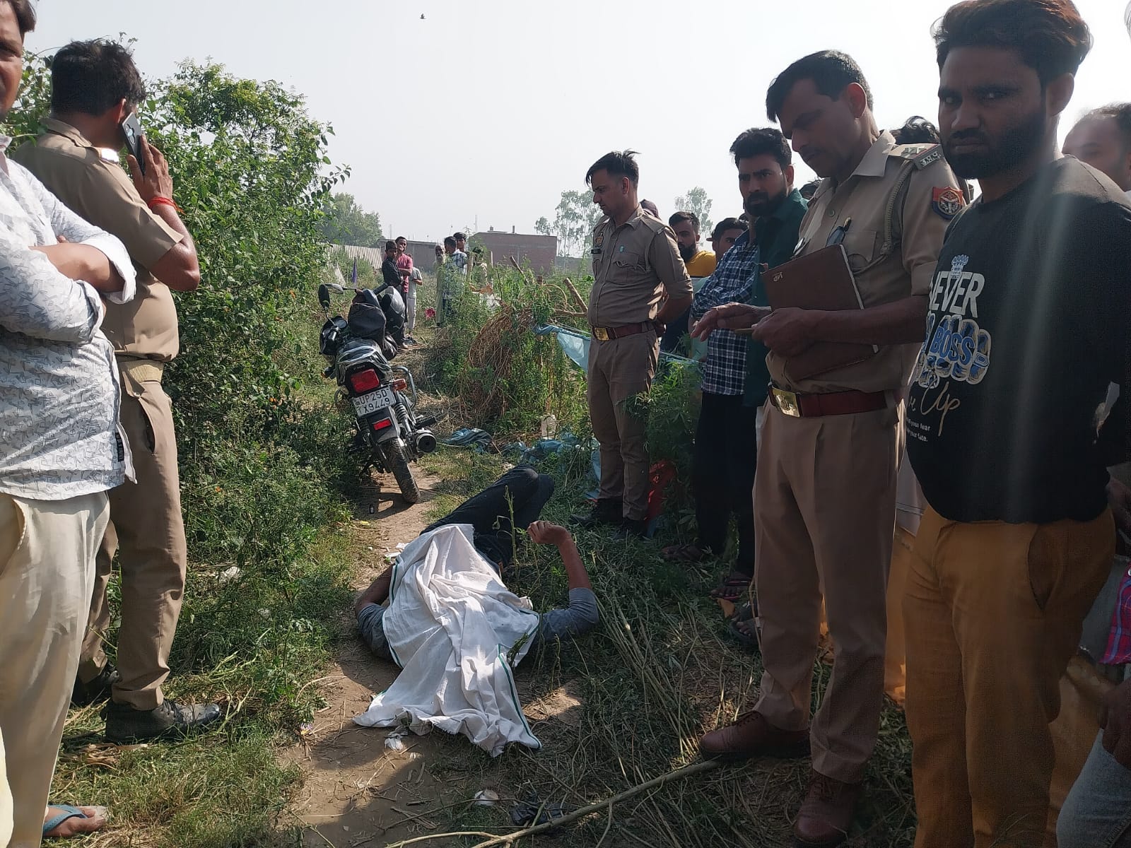 गला दबाकर की गई थी मोहनपुर के कादिर अली की हत्या, पोस्टमार्टम रिपोर्ट में हुई पुष्टि, दो दोस्तों पर एफआईआर