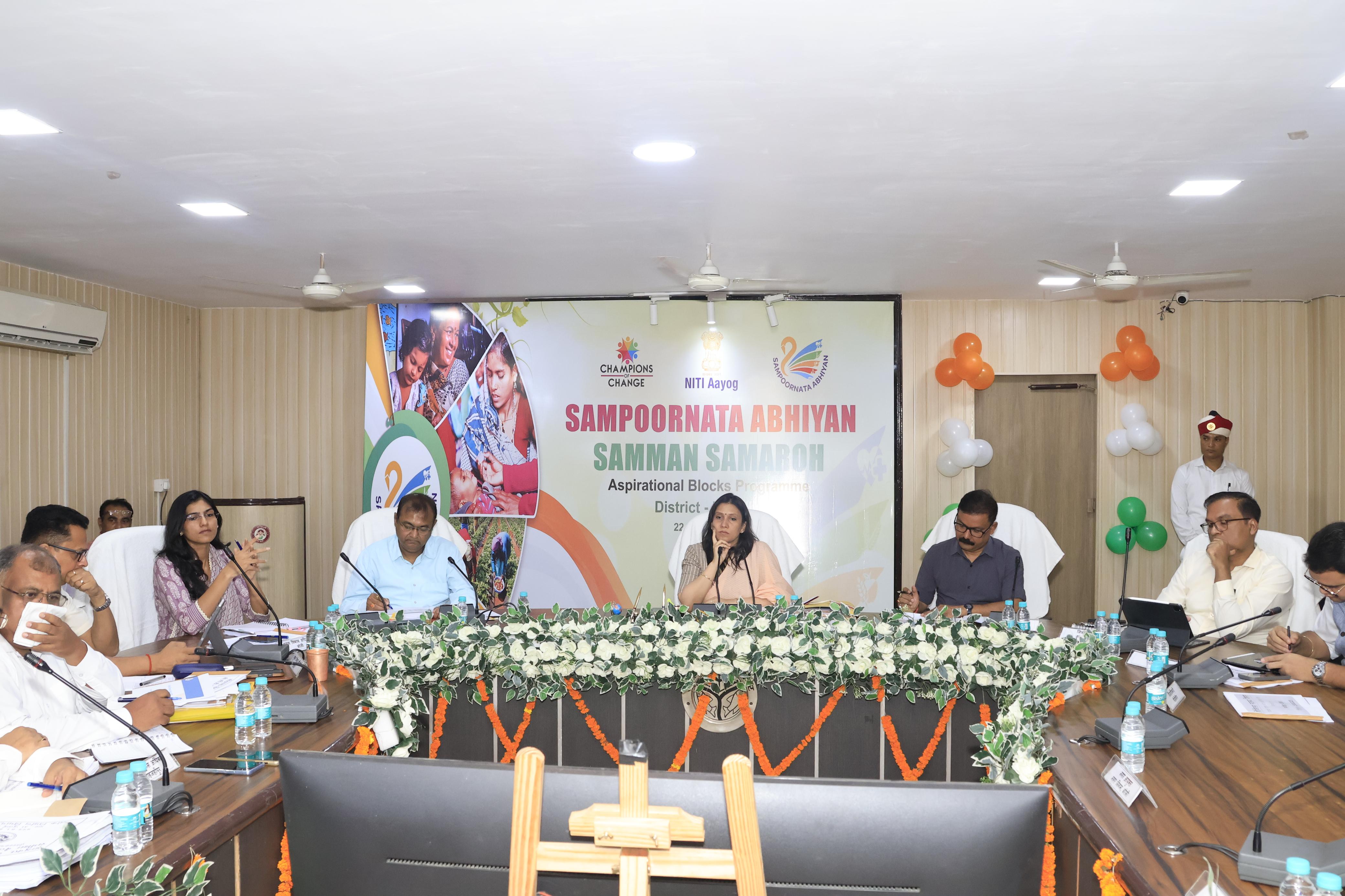 Bareilly-News: जीडीपी बढ़ाने के लिए उत्पादकता में तेजी लाने के लिए सुधार लाएं