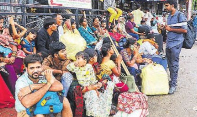  वैष्णो देवी यात्रा मार्ग पर मृतकों की संख्या 34 हुई, यूपी के 11 लोग