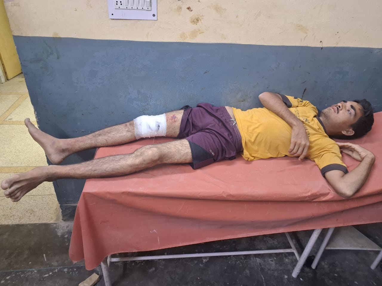 Bareilly News: मीरगंज में मुठभेड़: छिनैती गिरोह के दो शातिर भाई गिरफ्तार, हथियार-जेवर बरामद