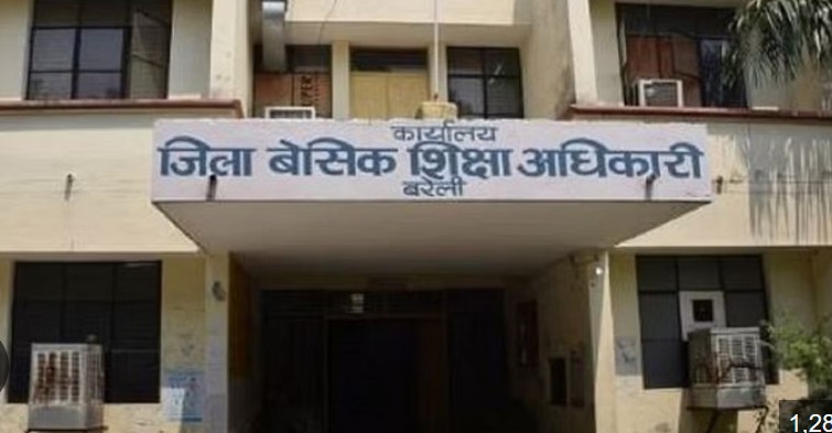 Bareilly: अव्यवस्थाओं पर कंपोजिट विद्यालय जसोली की प्रधानाध्यापक निलंबित, प्राथमिक स्कूल इंचार्ज को नोटिस