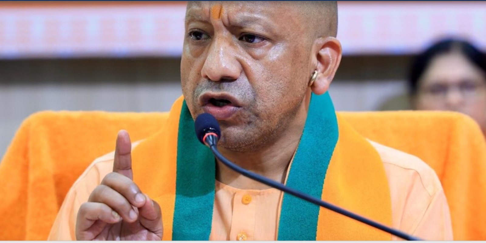 शस्त्र और शास्त्र के समन्वय से ही राष्ट्र बनेगा शक्तिशाली : CM योगी