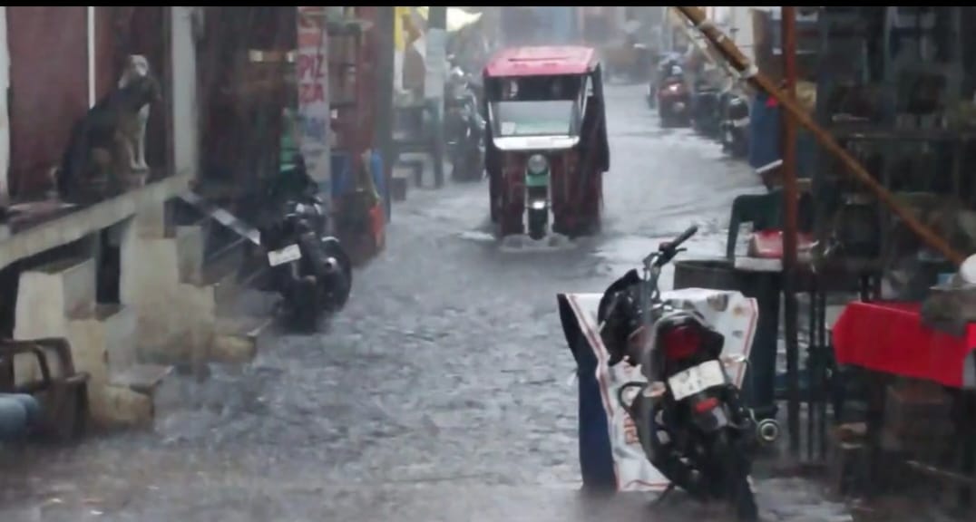 GANJDUNDWARA NEWS -गंजडुंडवारा की 78 साल बाद भी ड्रेनेज व्यवस्था बदलाव, थोडी सी बारिश में शहर बन जाता है ताल तलैया