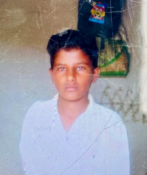 बाढ़ प्रभावित क्षेत्र में छात्र की बुखार से मौत , नाव न मिलने से इलाज मिलने में हुई देरी