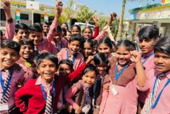 बेसिक विद्यालयों में शिक्षकों के लिए टीईटी अनिवार्य: सुप्रीम कोर्ट का बड़ा फैसला