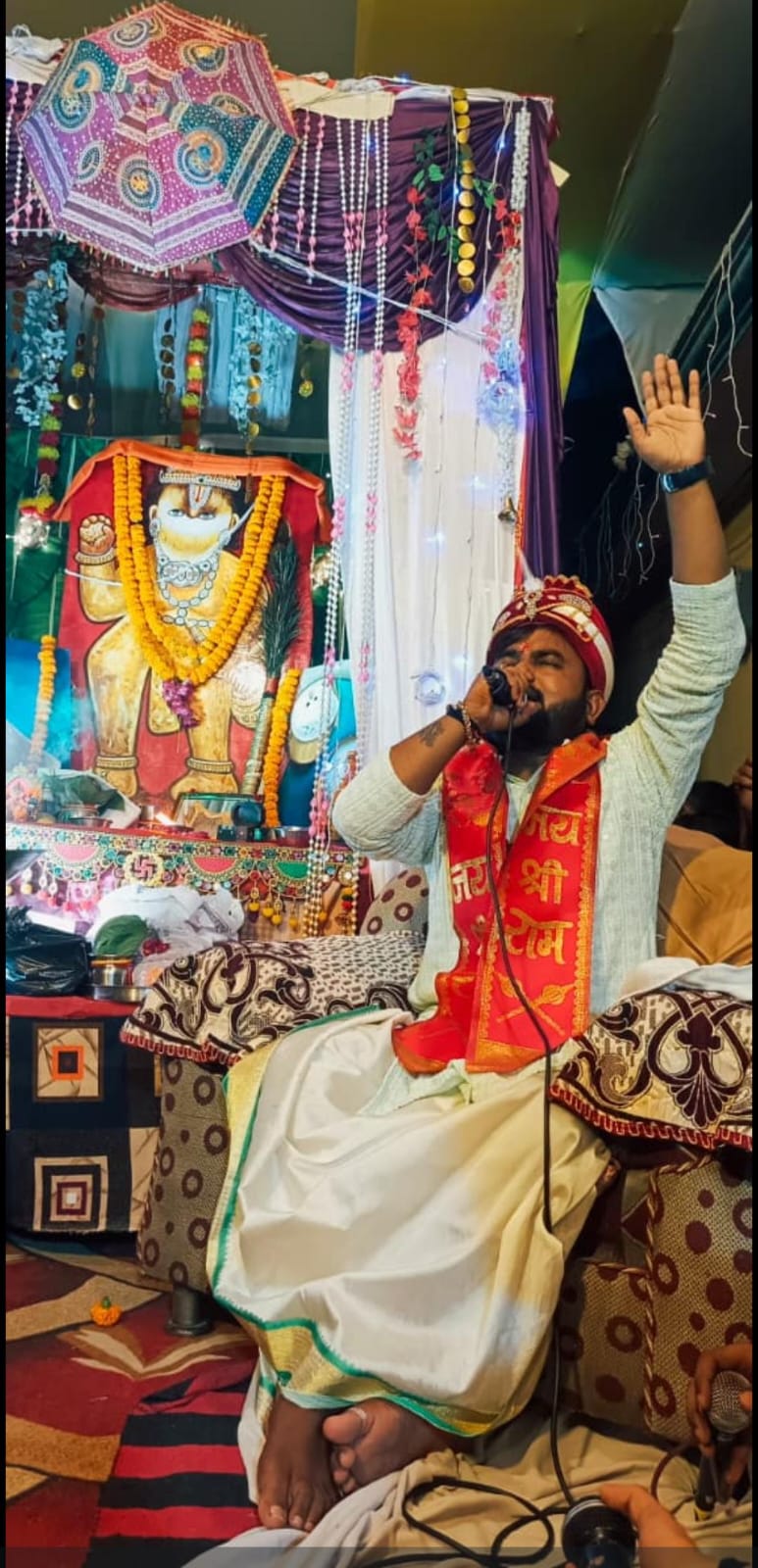  Pilibhit: श्री बालाजी सिद्ध ब्रह्मदेव संकीर्तन दरबार में उमड़े श्रद्धालु, भक्ति रस में डूबे रहे लोग