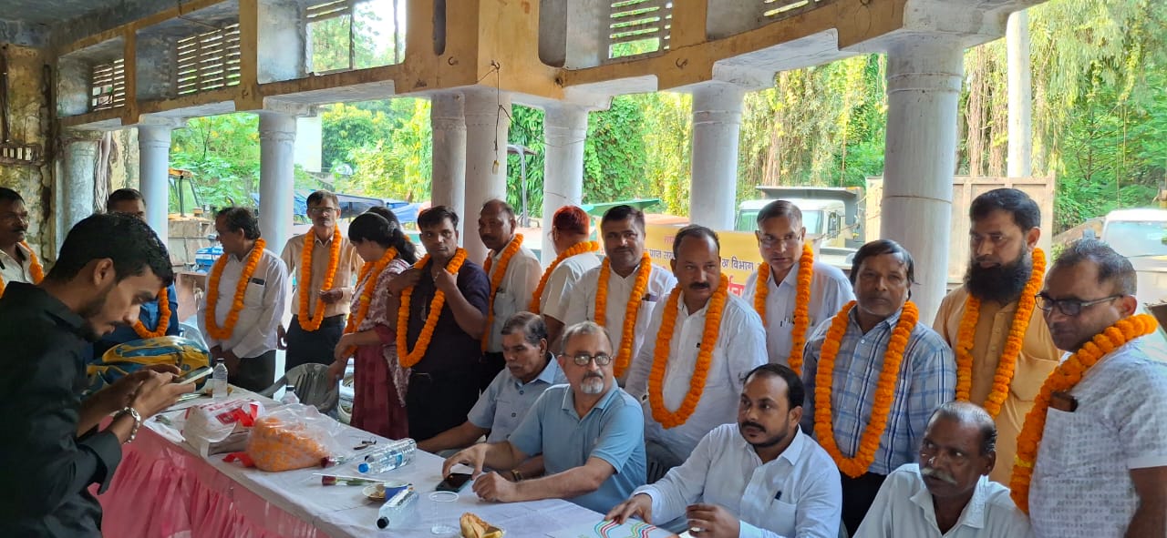 Bareilly News चतुर्थ श्रेणी राज्य कर्मचारी महासंघ: अजय अध्यक्ष, इंद्र कुमार मंत्री और सलीम कोषाध्यक्ष बने