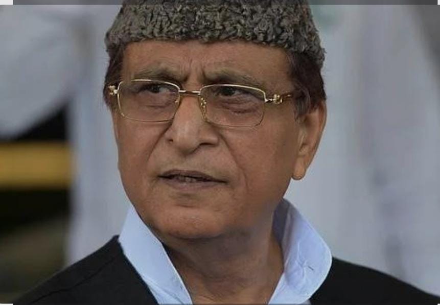 Rampur News- रामपुर लौटे आज़म खान : सीतापुर जेल से रिहा होते ही समर्थकों के साथ हुआ भव्य स्वागत