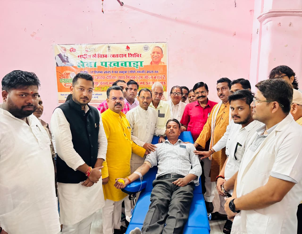 Badaun News:मोदी के जन्मदिन से गांधी जयंती तक – बदायूं में भाजपाइयों का सेवा महायज्ञ, 12 रक्तदान शिविरों से बना रिकॉर्ड