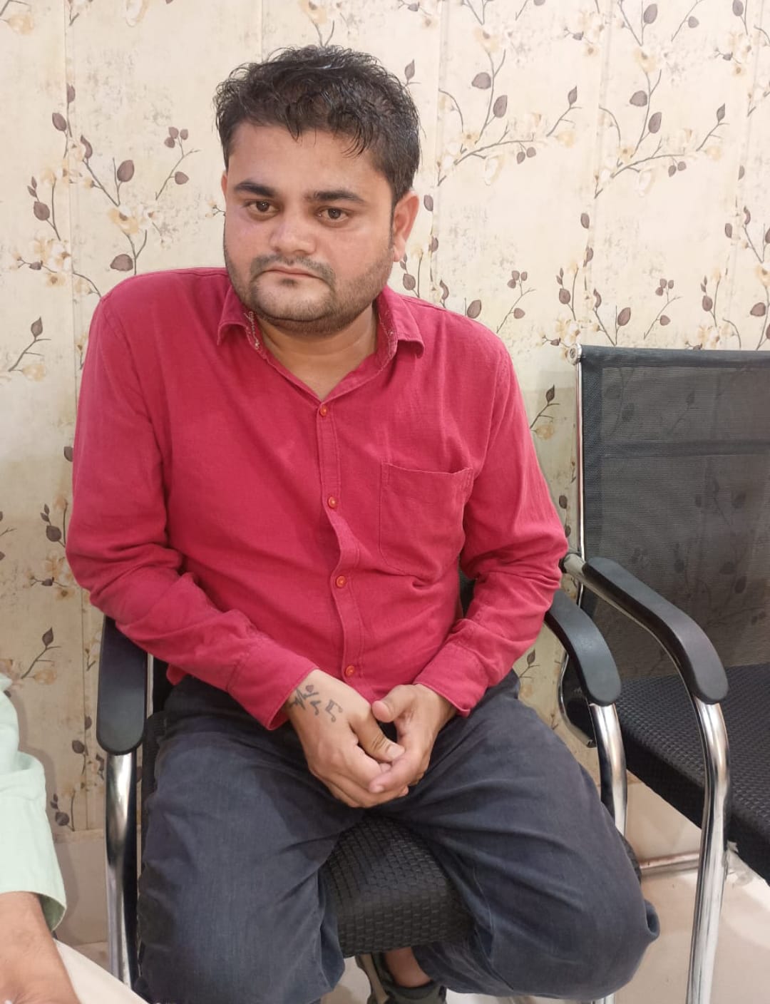 Badaun News:बिसौली में रिश्वतखोरी का पर्दाफाश: ग्राम विकास अधिकारी पांच हजार की रिश्वत लेते रंगेहाथ गिरफ्तार