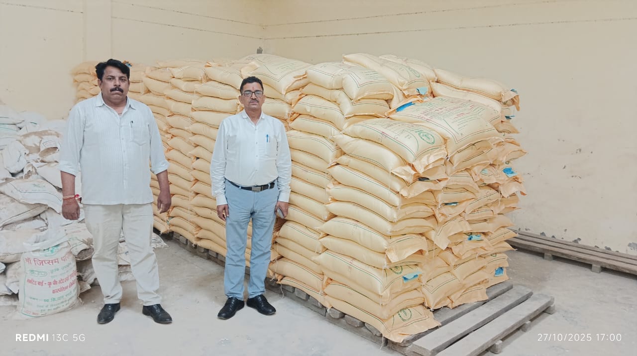 KASGANJ NEWS रबी सीजन में गेहूँ की बुवाई शुरू, जनपद में 93,415 हेक्टेयर का लक्ष्य — उच्च उत्पादन देने वाली प्रजातियाँ उपलब्ध