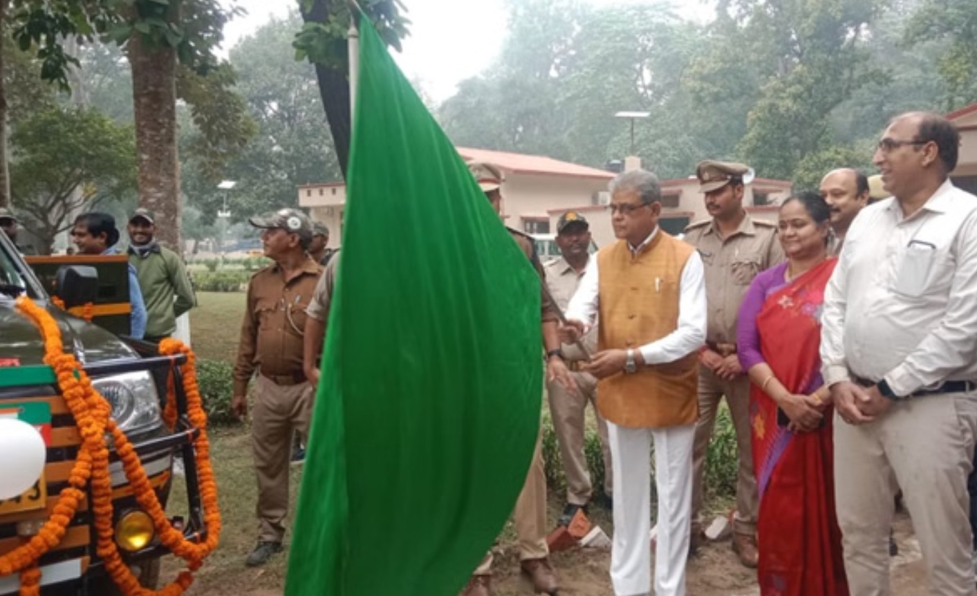 सैलानियों के घर खुल गए दुधवा पार्क के द्वार, सजी गाड़ियों से पहुंचे लोग