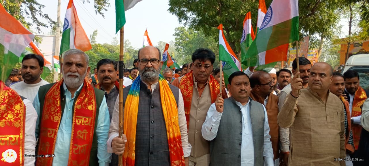 KASGANJ NEWS सरदार पटेल जयंती पर भाजपाइयों ने निकाली विशाल पदयात्रा — एकता, राष्ट्रभक्ति और विकास का दिया संदेश