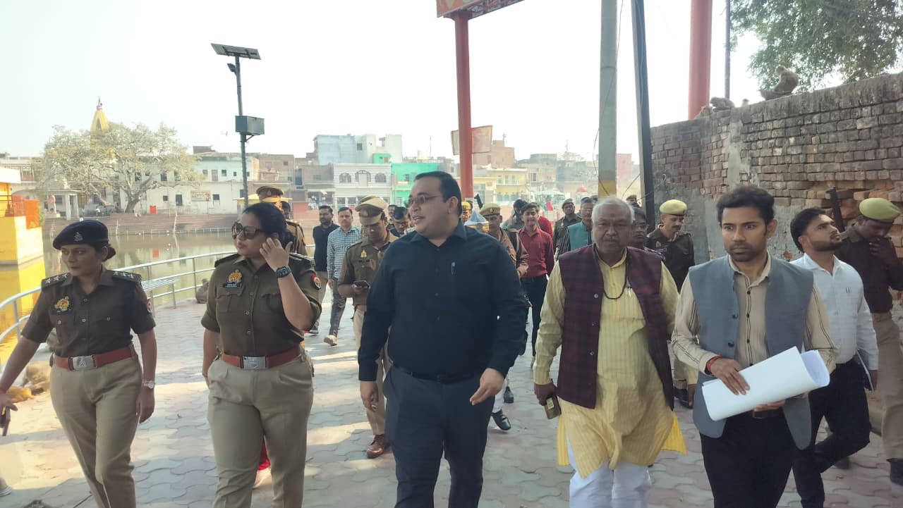 KASGANJ NEWS सोरों मार्गशीर्ष मेला: डीएम–एसपी ने परिक्रमा मार्ग और मेला ग्राउंड का किया निरीक्षण, 10 लाख श्रद्धालुओं के आगमन का अनुमान