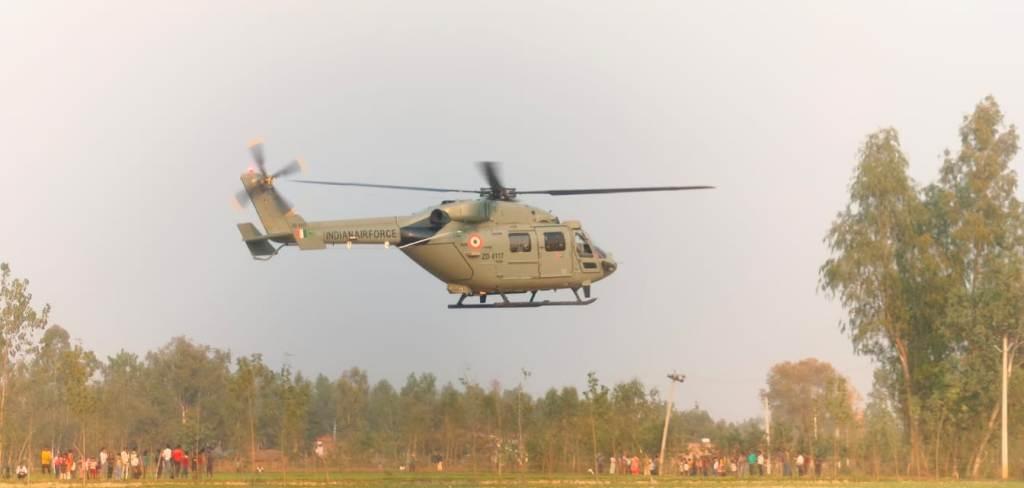 Bareilly News : तकनीकि खराबी दूर होने के बाद सेना के हेलीकाॅप्टर ने 71 घंटे बाद भरी उड़ान