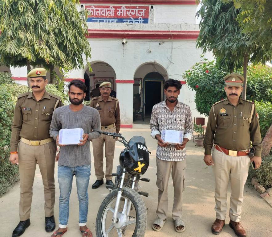 Bareilly News : पुलिस ने दो लिफटरों को भेजा जेल, चोरी की बाइक और 315 बोर तमंचा किया बरामद
