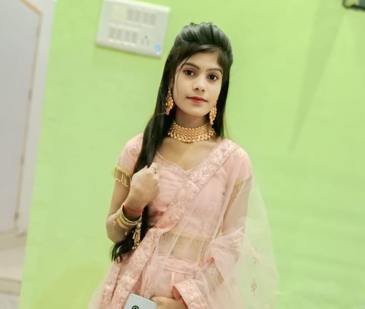 KASGANJ NEWS खरपरा गांव में नवविवाहिता का शव फांसी के फंदे पर लटका मिला, दहेज हत्या का आरोप; पुलिस जांच में जुटी