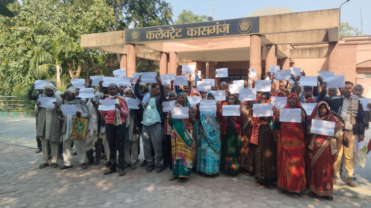 KASGANJ NEWS खरगपुर में भूमि विवाद पर दो पक्ष आमने-सामने, फायरिंग और मारपीट के आरोप से क्षेत्र में  तनाव