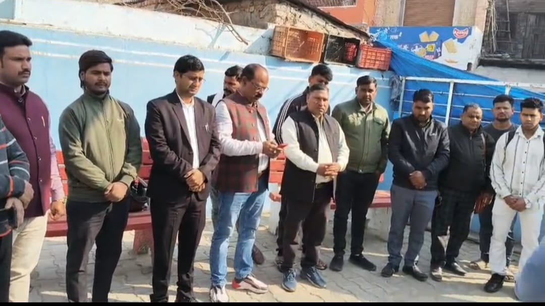 KASGANJ NEWS  पटियाली में बाबा साहेब डॉ. भीमराव आंबेडकर के महा परिनिर्वाण दिवस पर श्रद्धांजलि सभा, सैकड़ों लोगों ने दी भावपूर्ण श्रद्धांजलि