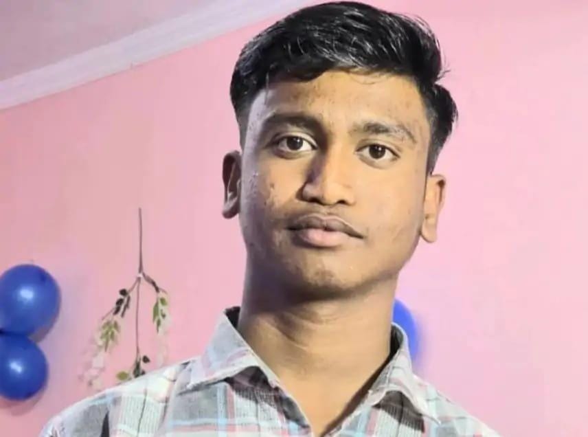 KASGANJ NEWS कासगंज: 16 दिन बाद गंगा से मिला लापता किशोर कन्हैया का कंकाल, अंत्योष्टि के दौरान भाई को बचाते समय हुआ था लापता