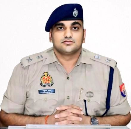  Bareilly News:  एक साल में 100 मुठभेड़, 99 अपराधी लंगड़ा कर जेल भेजे, एक डकैत मार गिराया