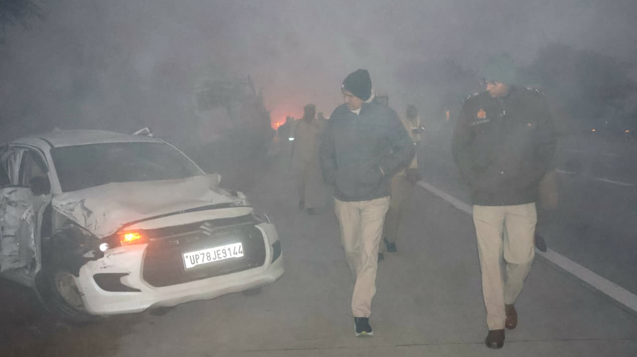 Bareilly News: कड़ाके की ठंड ने लगाया स्कूलों पर ब्रेक, 30 तक बंद