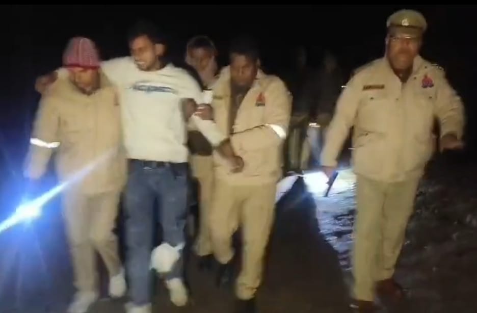 ढोलना में लूट की घटना को साथियों संग दिया था अंजाम, मुठभेड़ में शातिर लुटेरा गिरफ्तार