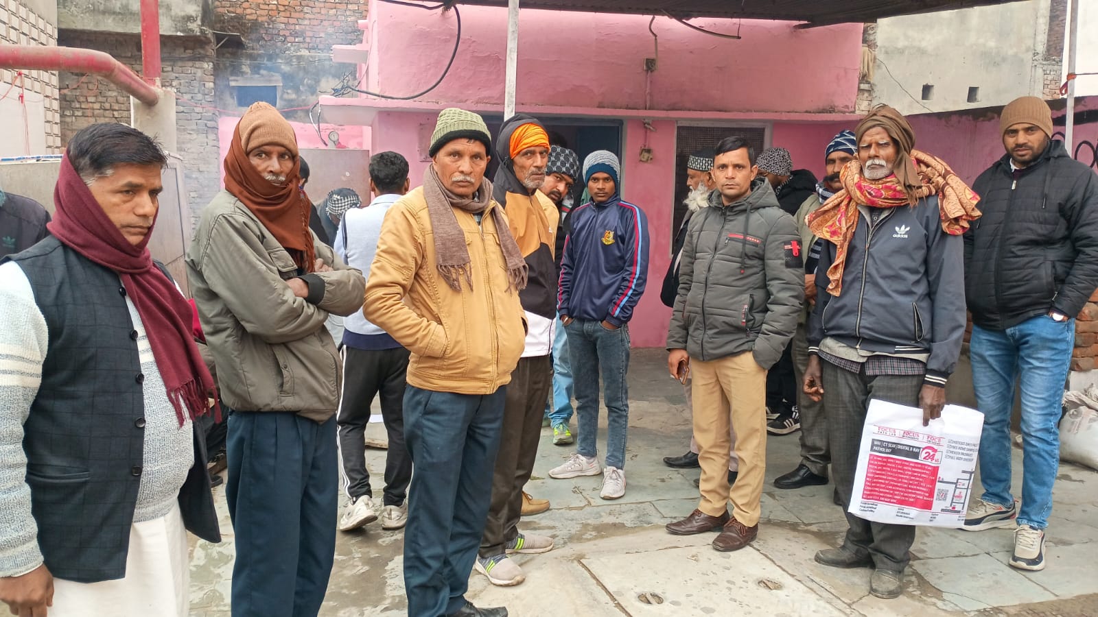 Bareilly News: अज्ञात वाहन की टक्कर से घायल सिक्योरिटी गार्ड की इलाज के दौरान मौत, परिवार में मचा कोहराम