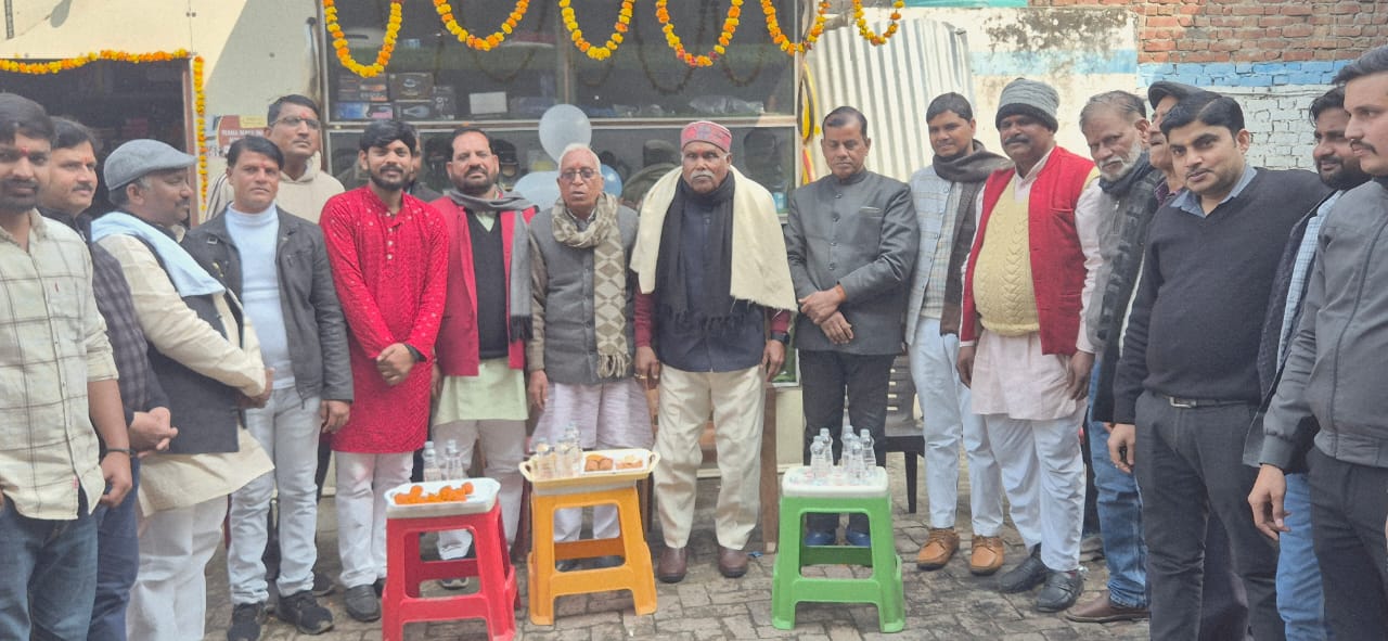 KASGANJ NEWS कासगंज में एएम. वर्क शाँप  का भव्य उद्घाटन, कुंवर देवेंद्र चौधरी बने मुख्य अतिथि