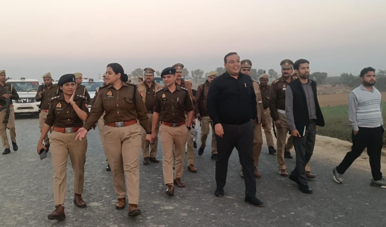 KASGANJ NEWS:महाशिवरात्रि व कांवड़ यात्रा को लेकर प्रशासन सतर्क, डीएम-एसपी ने किया रूट निरीक्षण