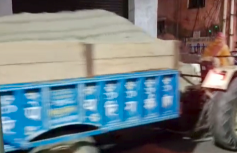 KASGANJ NEWS:आखिर किसकी सरपरस्ती में पटियाली मे फलफूल रहा है अवैध खनन का काला खेल, चैकिंग से पहले मिल जाती है खबर,संरक्षण की ढाल में पनप रहा अवैध कारोबार