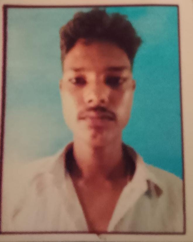 KASGANJ NEWS सड़क क्राँस करते समय  युवक को अज्ञात वाहन ने रौंदा, उपचार के दौरान मौत, अब तलाशी जा रही हादसे की वजह