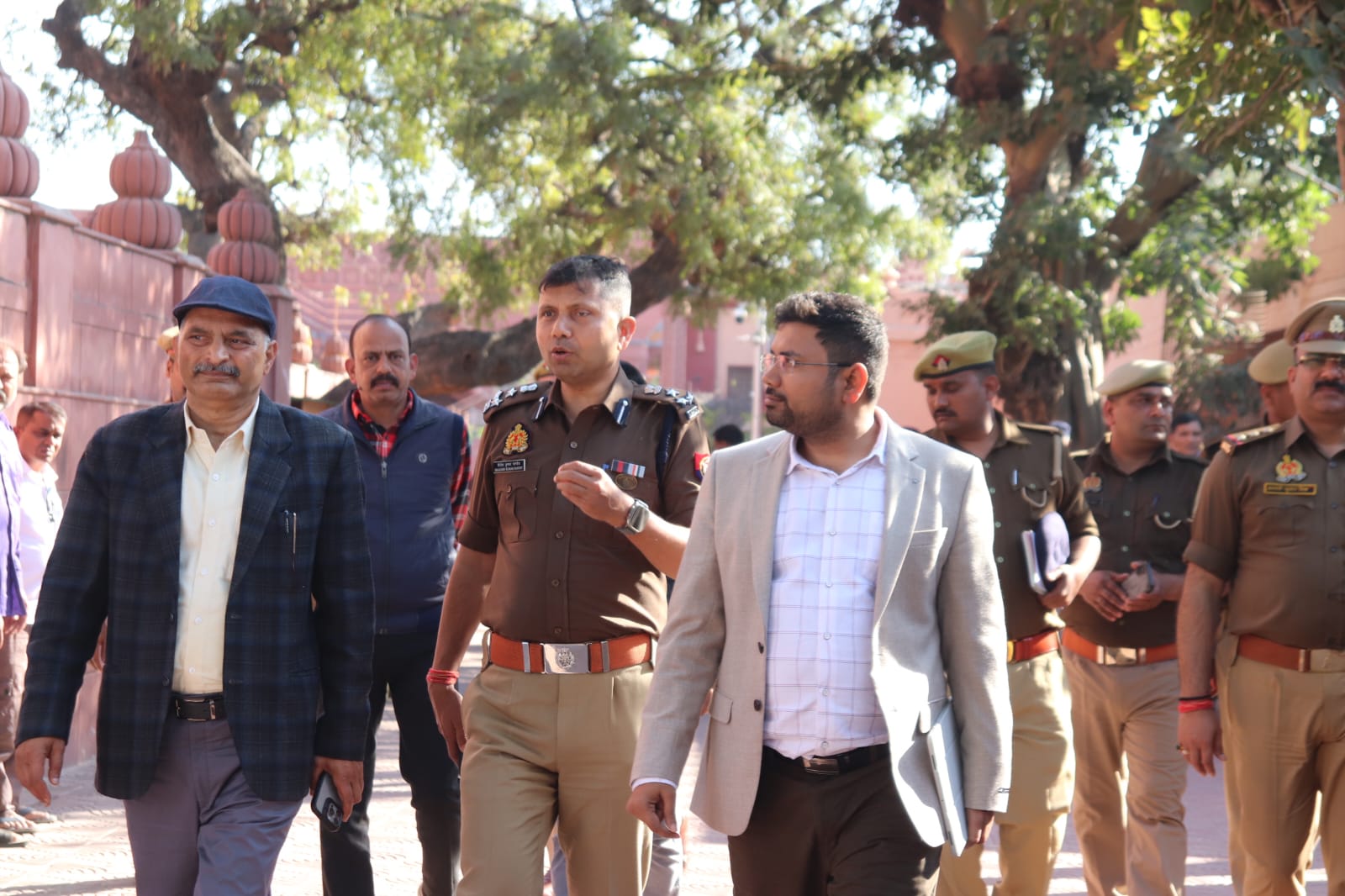 Mathura News:  ब्रज में होली पर लोक संस्कृति के बिखेरेंगे रंग 