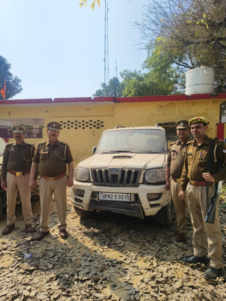 KASGANJ NEWS  ढोलना पुलिस ने गैंगस्टर गब्बर की स्कॉर्पियो जब्त की 