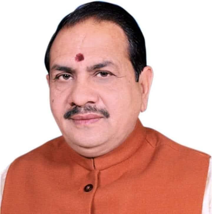 KASGANJ NEWS संयुक्त जिला चिकित्सालय कासगंज में संसाधनों की कमी,  एमएलसी रजनीकांत माहेश्वरी ने उपमुख्यमंत्री को भेजा गया मांग पत्र