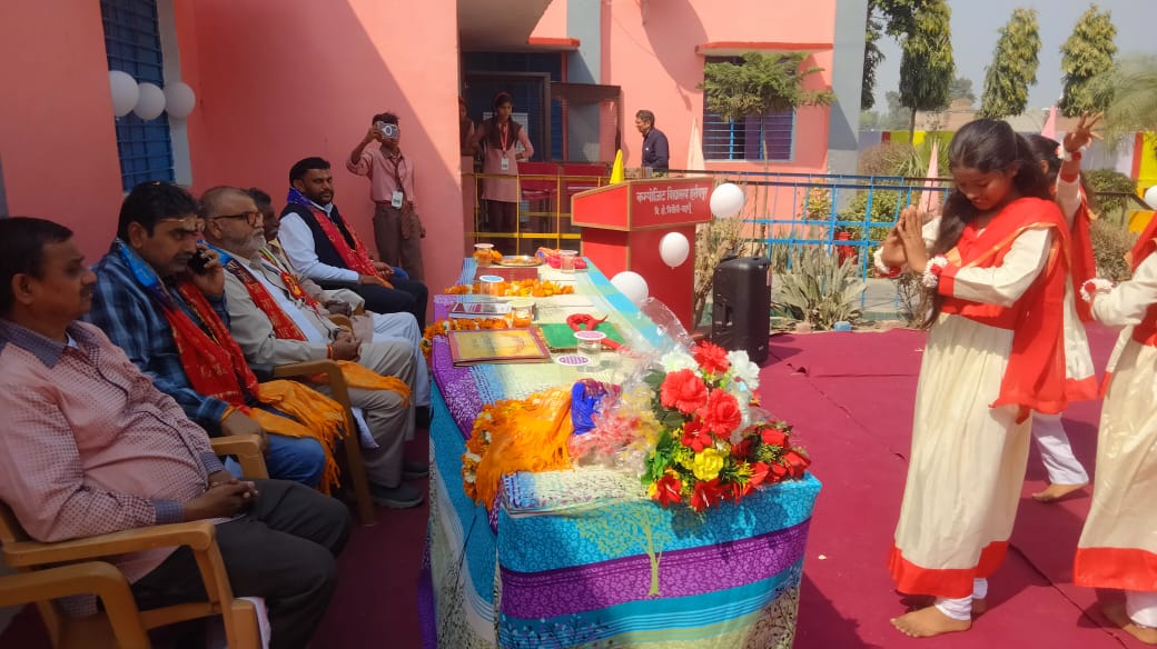 Badaun News : स्काउट शिविर से नेतृत्व का विकास