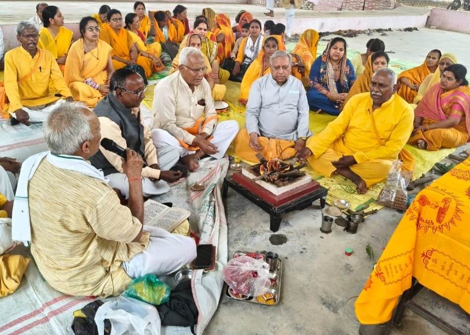 Bareilly News : मीरगंज में 12 अप्रैल को ज्योति कलश यात्रा का होगा  भव्य स्वागत, भूमि पूजन व गायत्री यज्ञ के साथ तैयारियां शुरू