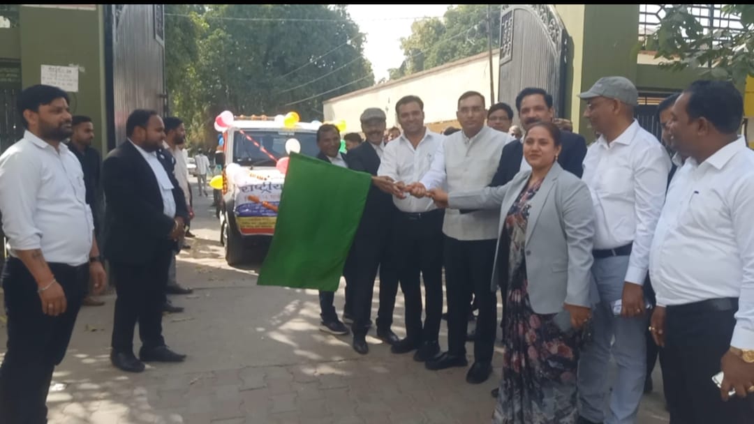 Mathura News: राष्ट्रीय लोक अदालत आज, प्रचार के लिए वाहन रवाना