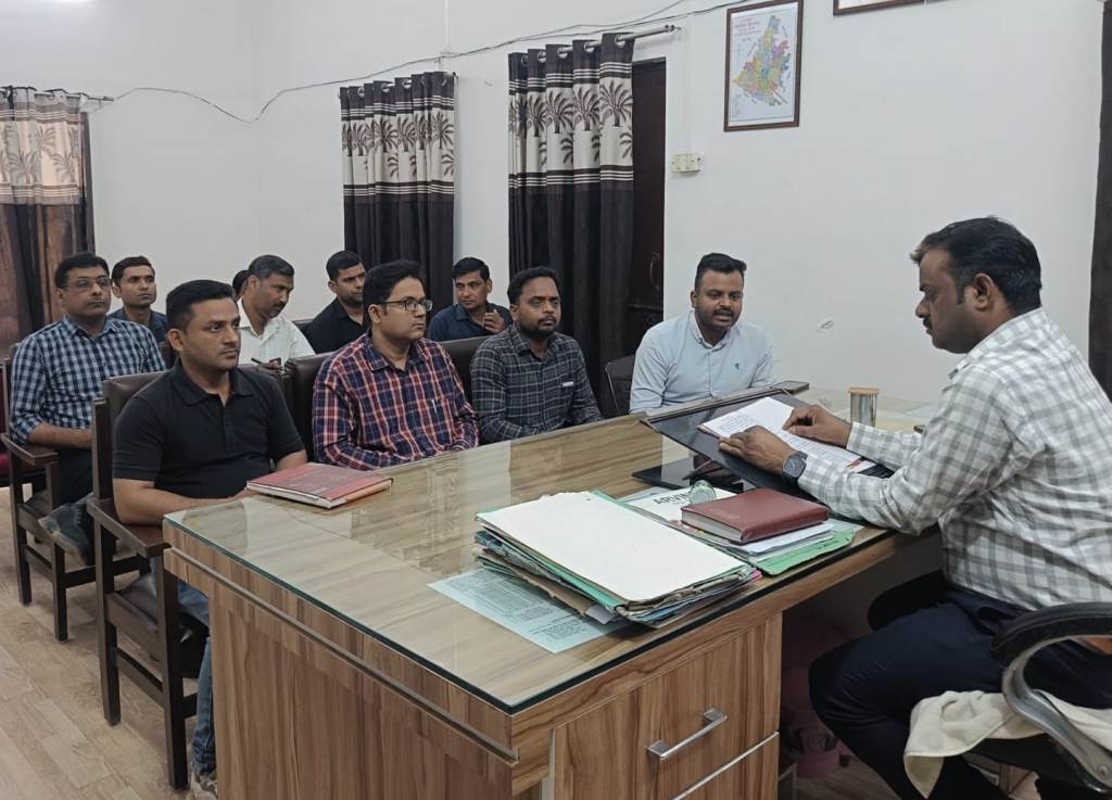 Bareilly News : मीरगंज में संचारी रोग नियंत्रण को लेकर प्रशासन अलर्ट, अप्रैल में चलेगा विशेष अभियान