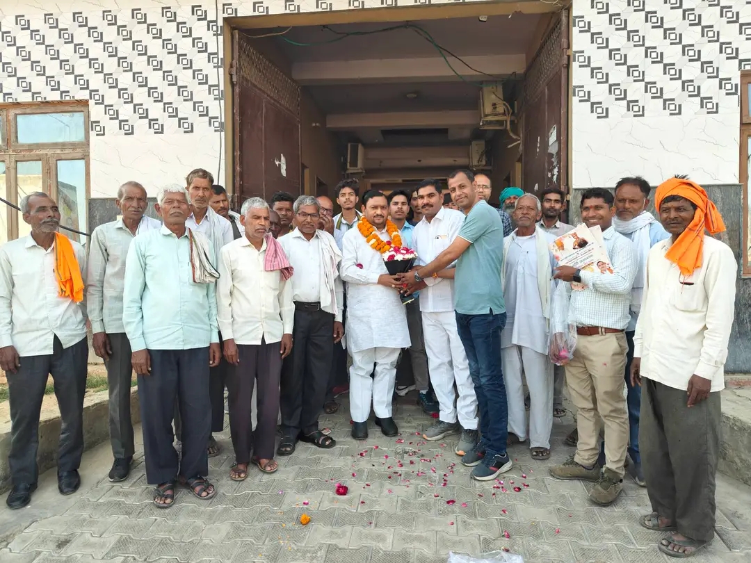 KASGANJ:कल्याण सिंह व रानी अवंतीबाई लोधी की प्रतिमाओं के अनावरण की तैयारियां तेज,अमांपुर विधायक ने की अहम बैठक