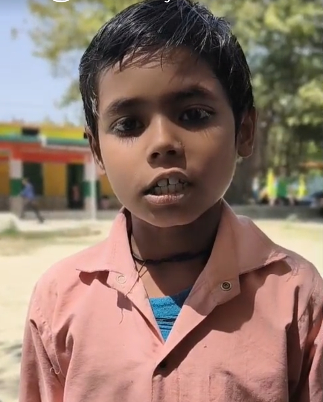 KASGANJ:नन्हे दिमाग का बड़ा कमाल,कक्षा 2 के उपदेश ने मिनटों में गिनाए यूपी के सभी जिले, स्कूल में गूंजा तालियों का शोर