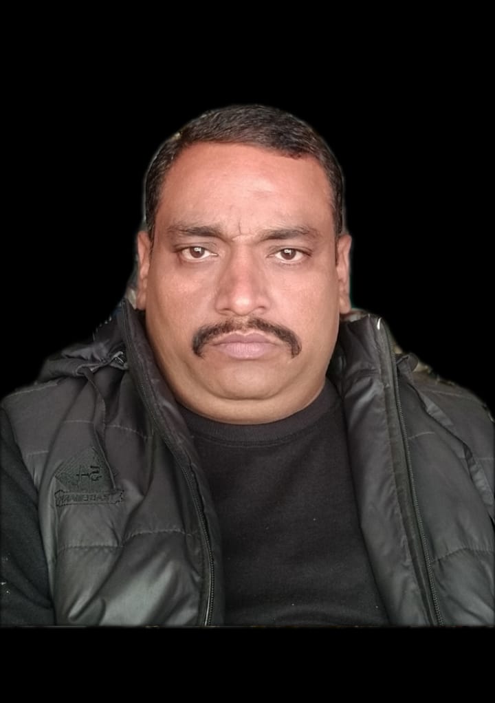 KASGANJ NEWS निजी स्कूलों की मनमानी के खिलाफ ‘अखंड आर्यावर्त निर्माण संघ’ का हल्ला बोल, 25 अप्रैल को लखनऊ में महाआंदोलन की चेतावनी